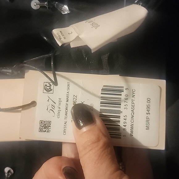 CINQ A SEPT CRYSTAL TEARDROP MARTA SKIRT SIZE 2 - Picture 3 of 5